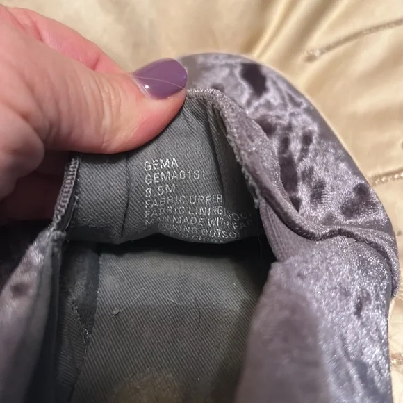 Steve Madden crushed velvet slip on sneakers - Picture 5 of 6